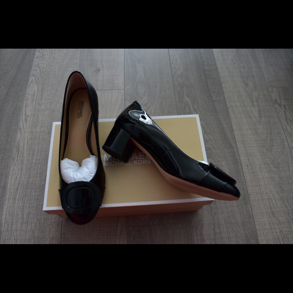 Brand new Micheal Kors high heel 7.5 - Picture 1 of 3